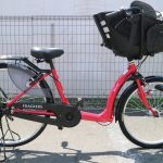 最近珍しい26インチの前子供乗せ付き自転車です