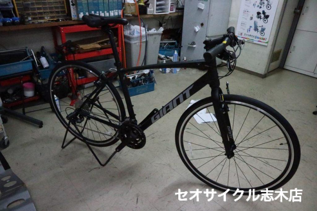 GIANT ESCAPE RX3 マットブラックが入荷いたしました ※完売しました 