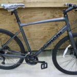 Bianchi　C-SPORT 2 （油圧ディスクブレーキ仕様）　　全体的にダークなビアンキが入荷しました。